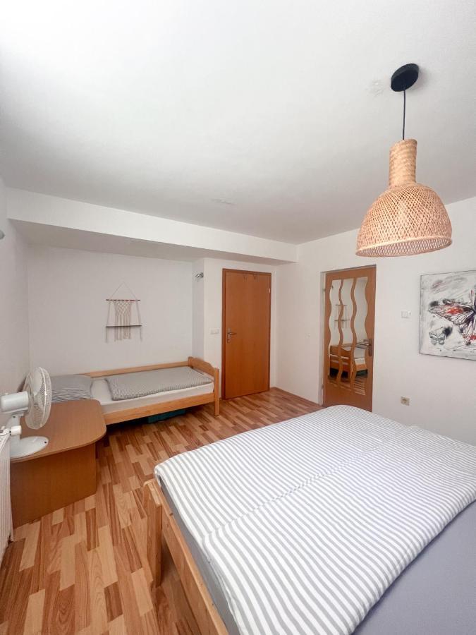 Lovely Basement Apartmán